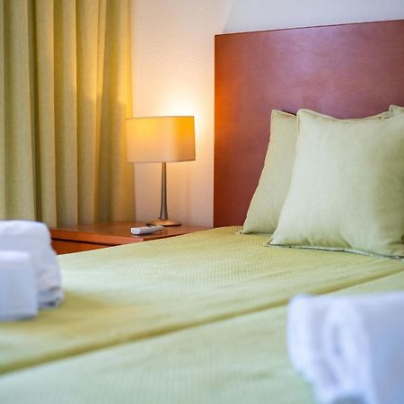 Host Wise - Bright Cozy Flats W Terrace & Pool Διαμέρισμα Quarteira Εξωτερικό φωτογραφία