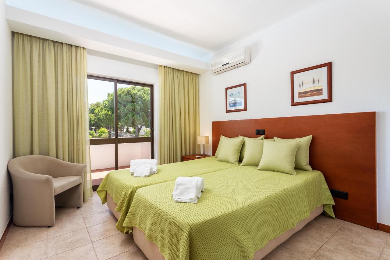 Host Wise - Bright Cozy Flats W Terrace & Pool Διαμέρισμα Quarteira Εξωτερικό φωτογραφία